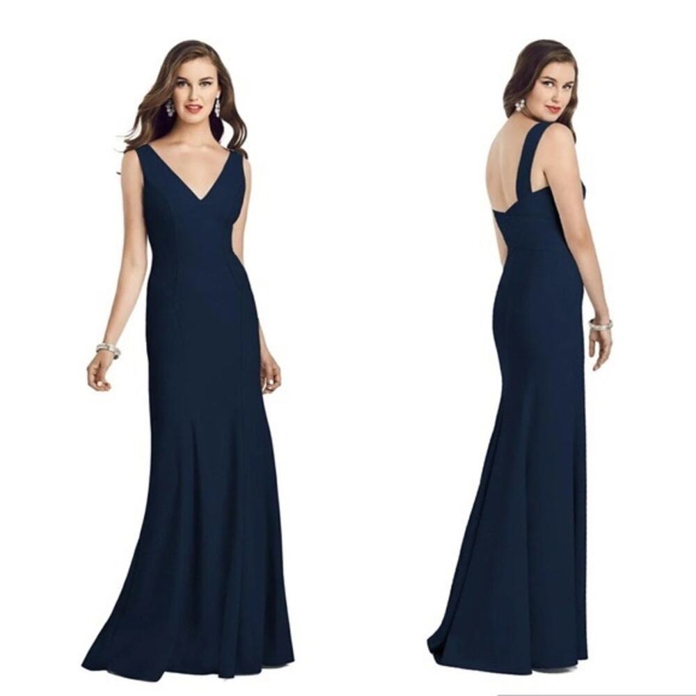 NWT Dessy Collection Style 8 Sleeveless Seamed Bodice Trumpet Gown Navy